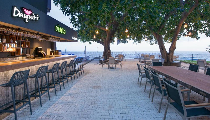 Floria Beach Hotel