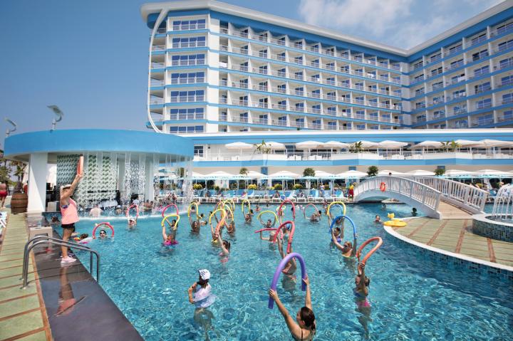 Granada Luxury Beach