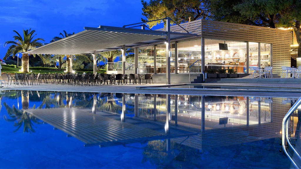Blue Dolphin Hotel