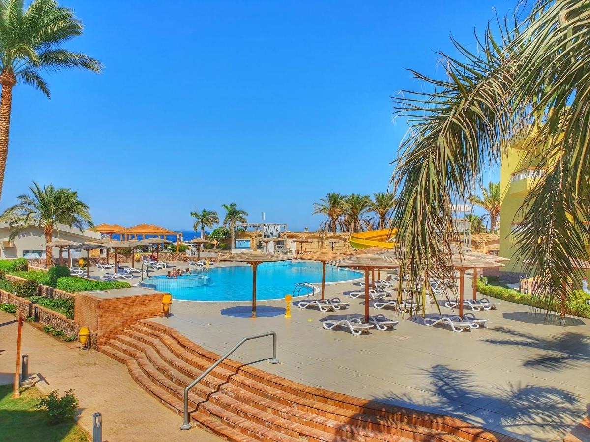 Palm Beach Resort