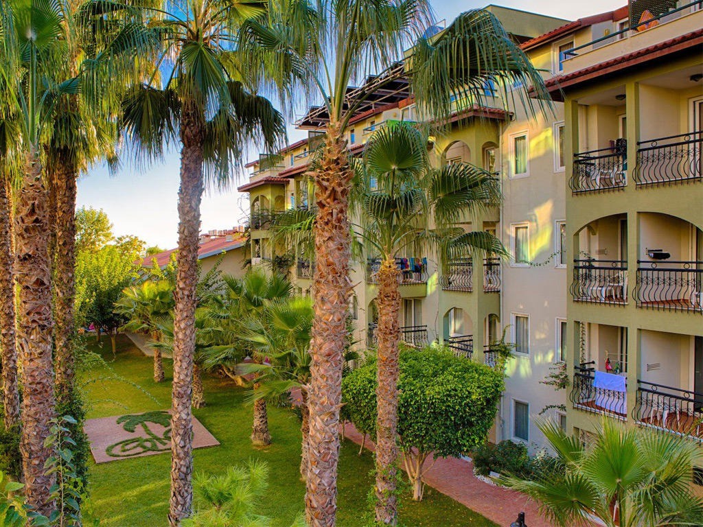 Gardenia Beach Hotel