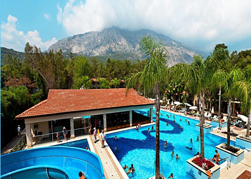 Champion Holiday Village