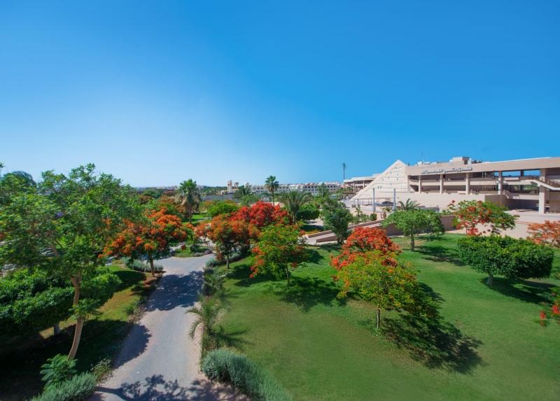 Pharaon Azur Resort