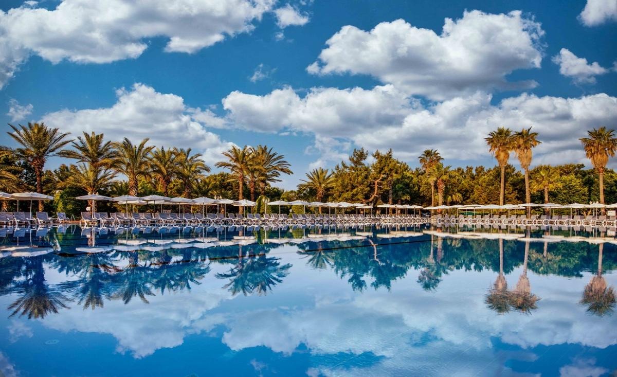 Delphin Be Grand Resort