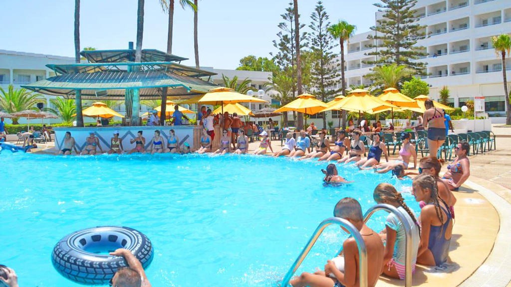 Club Tropicana