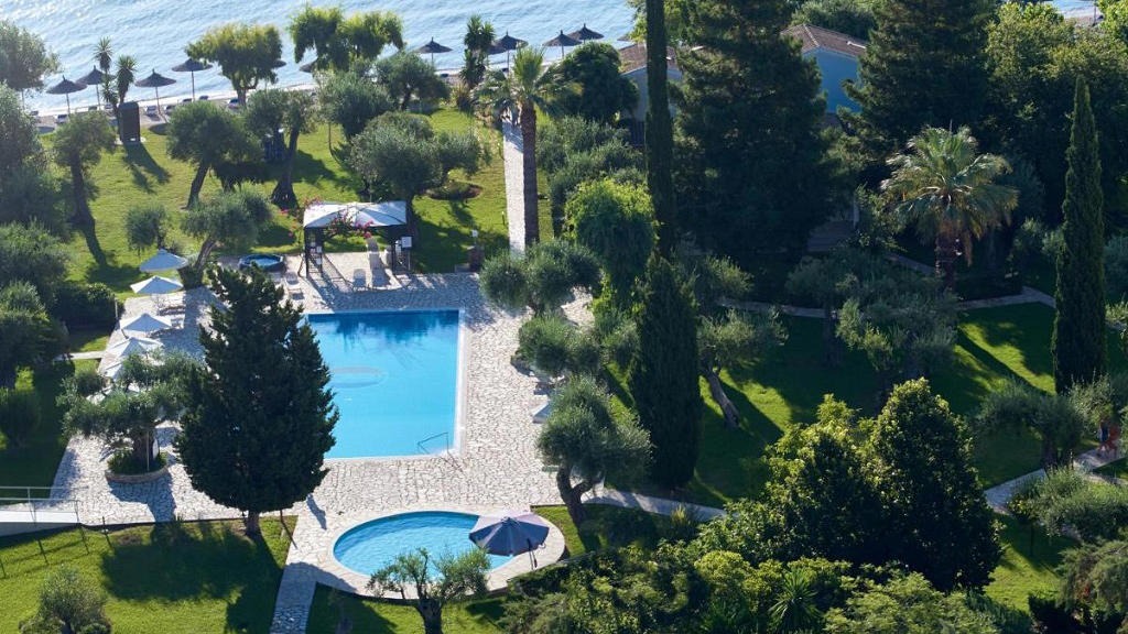 Delfinia Hotel