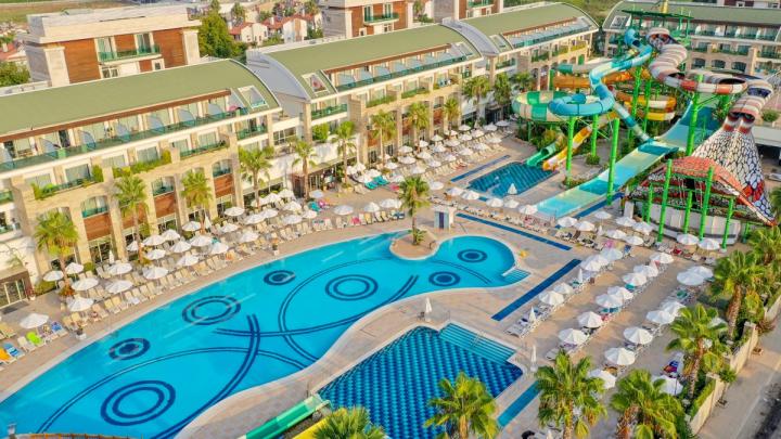 Crystal Waterworld Resort Spa