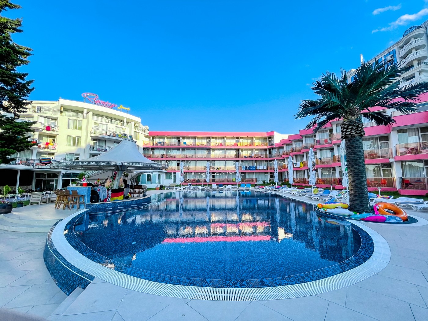 Hotel Flamingo Beach
