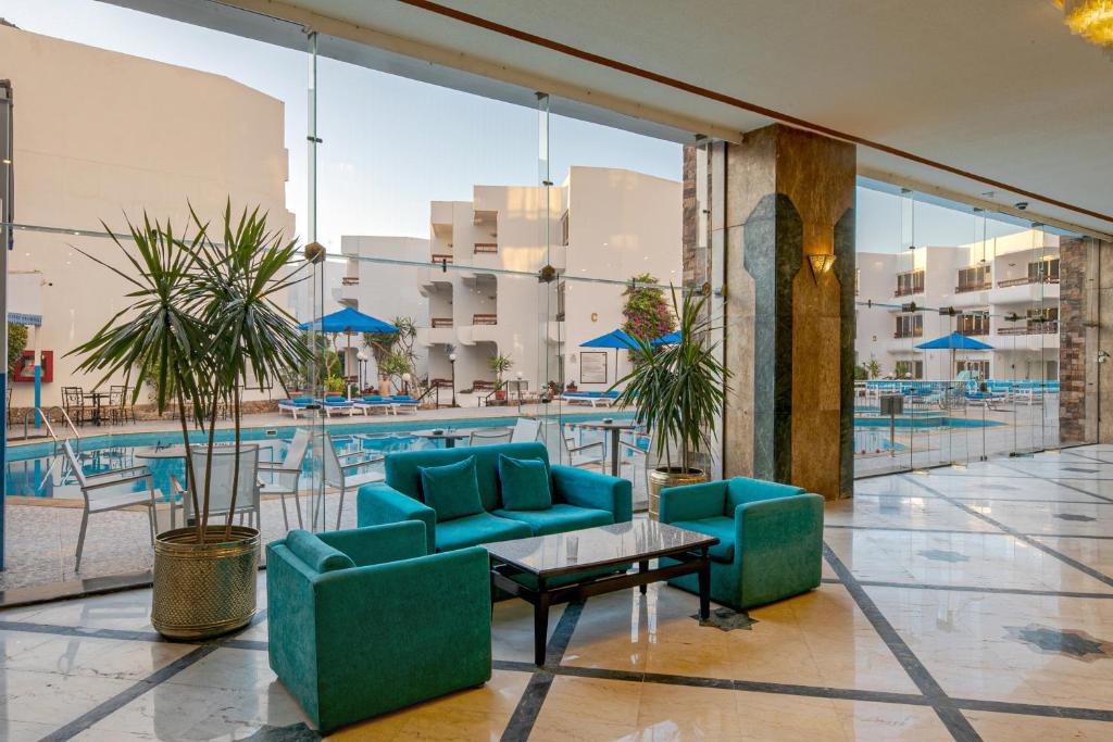 Marlin Inn Beach Resort