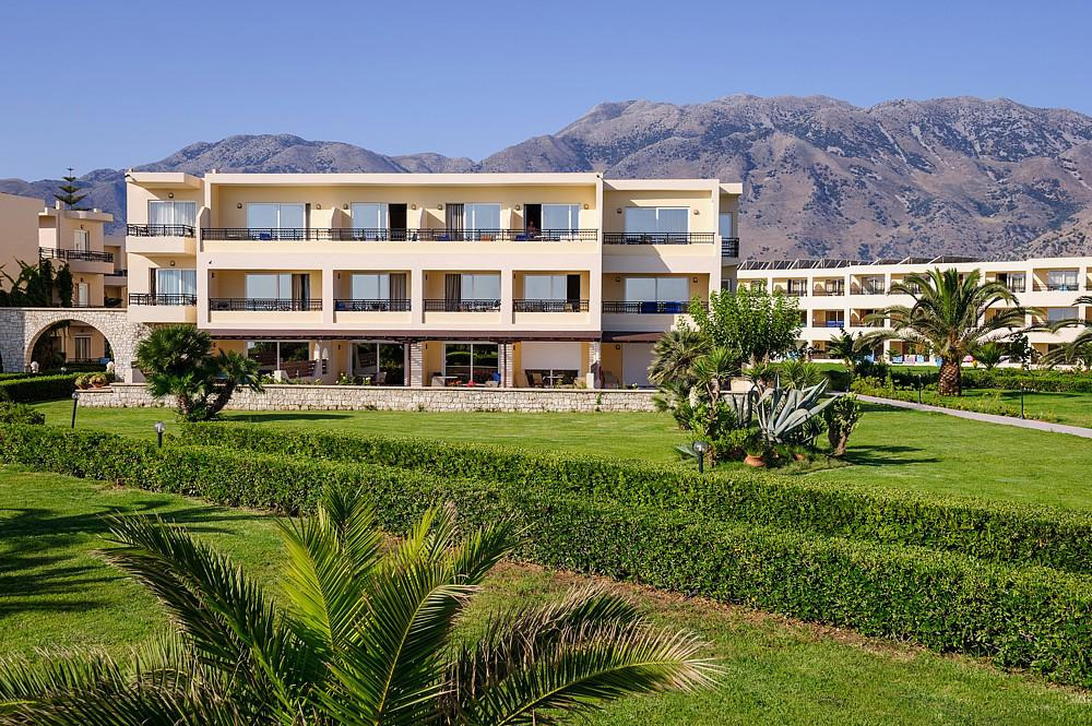 Hotel Vantaris Palace