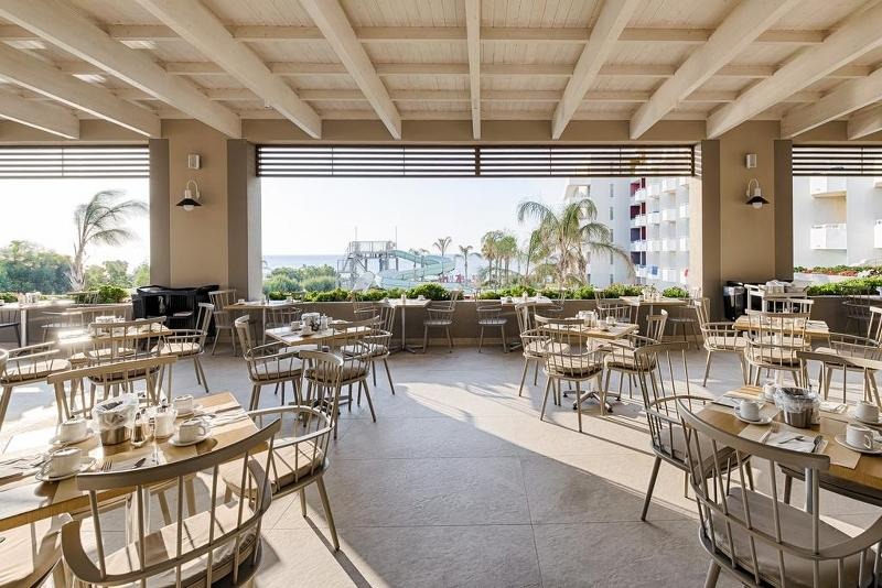Hotel Esperides Beach Resort