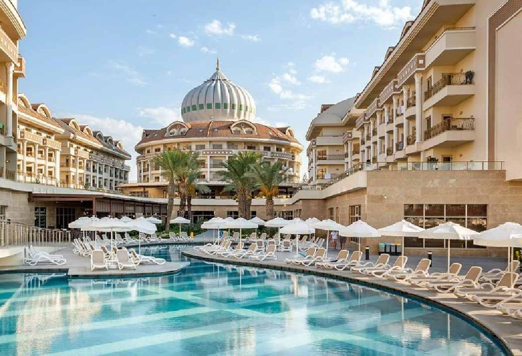 Hotel Kirman Belazur Resort and Spa