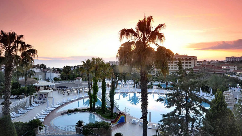 Seaden Corolla Hotel