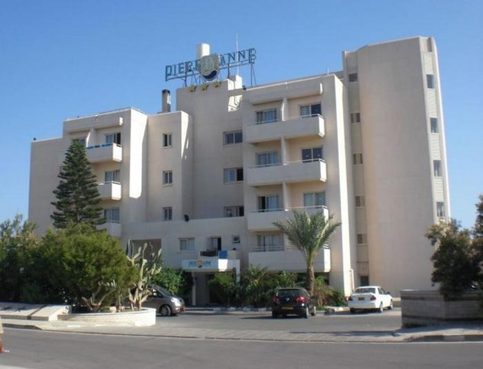 Hotel Piere Anne Beach