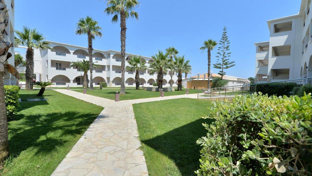 Alykanas Grand Beach Hotel
