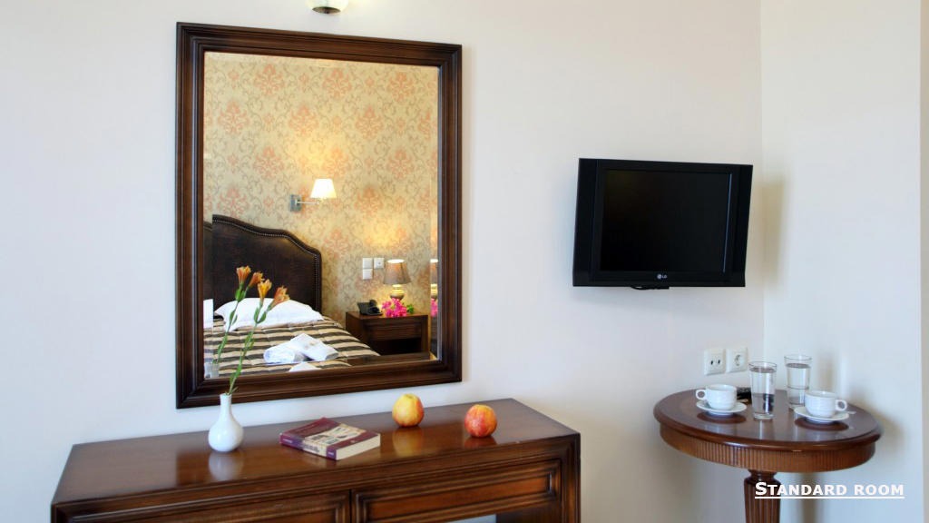 Tesoro Hotel