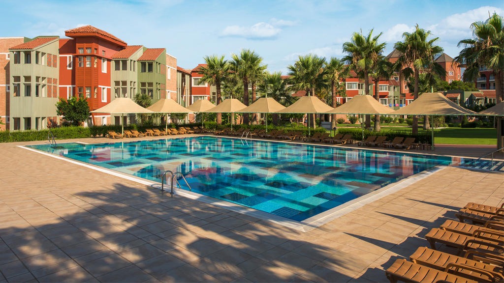 Club Mega Saray Hotel