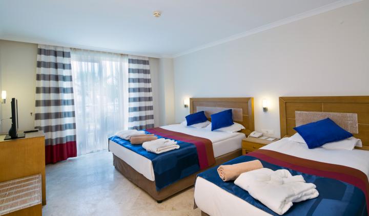 Crystal Boutique Beach Resort