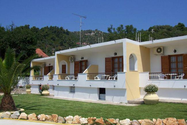 Thoros House Hotel