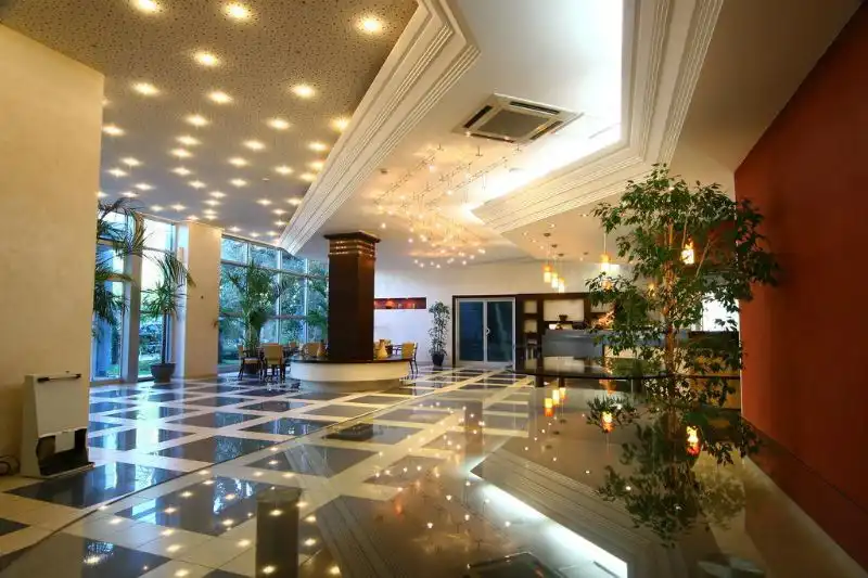 Hotel Montenegro Beach Resort