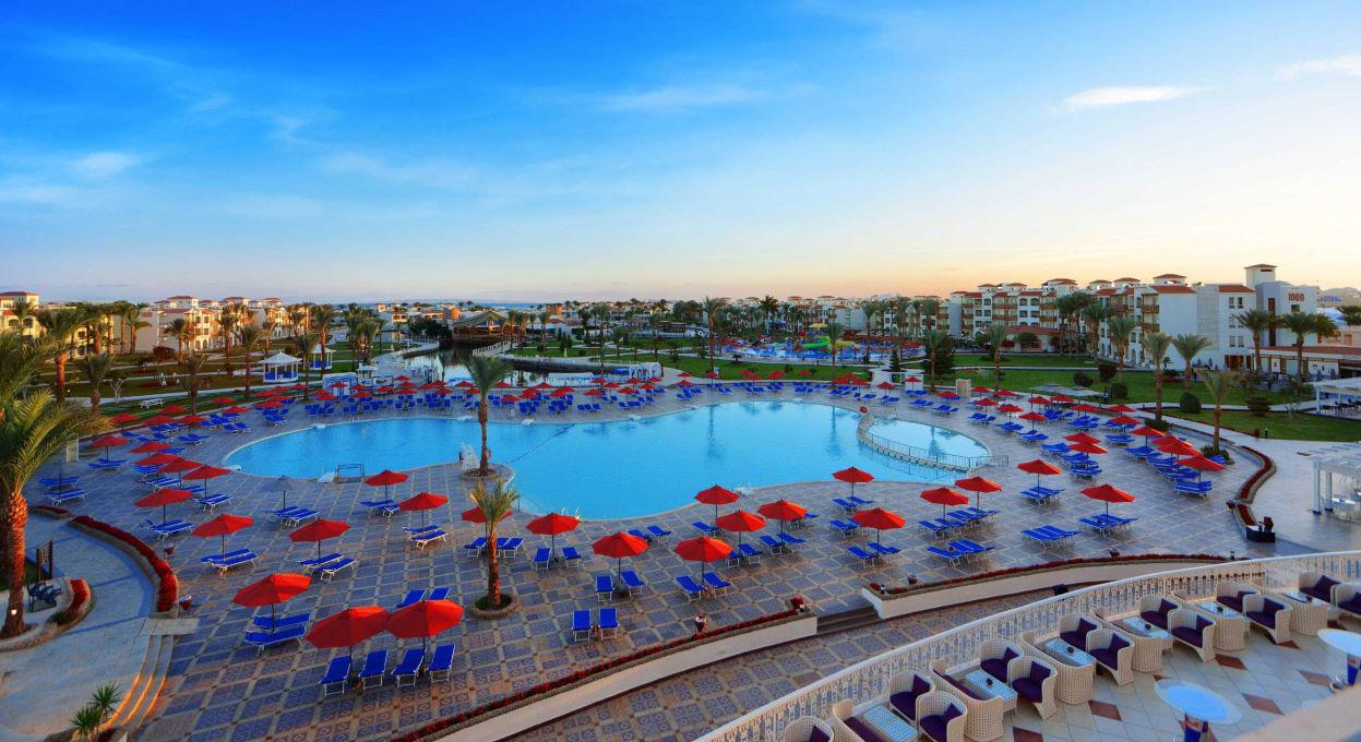 Pickalbatros Dana Beach Resort