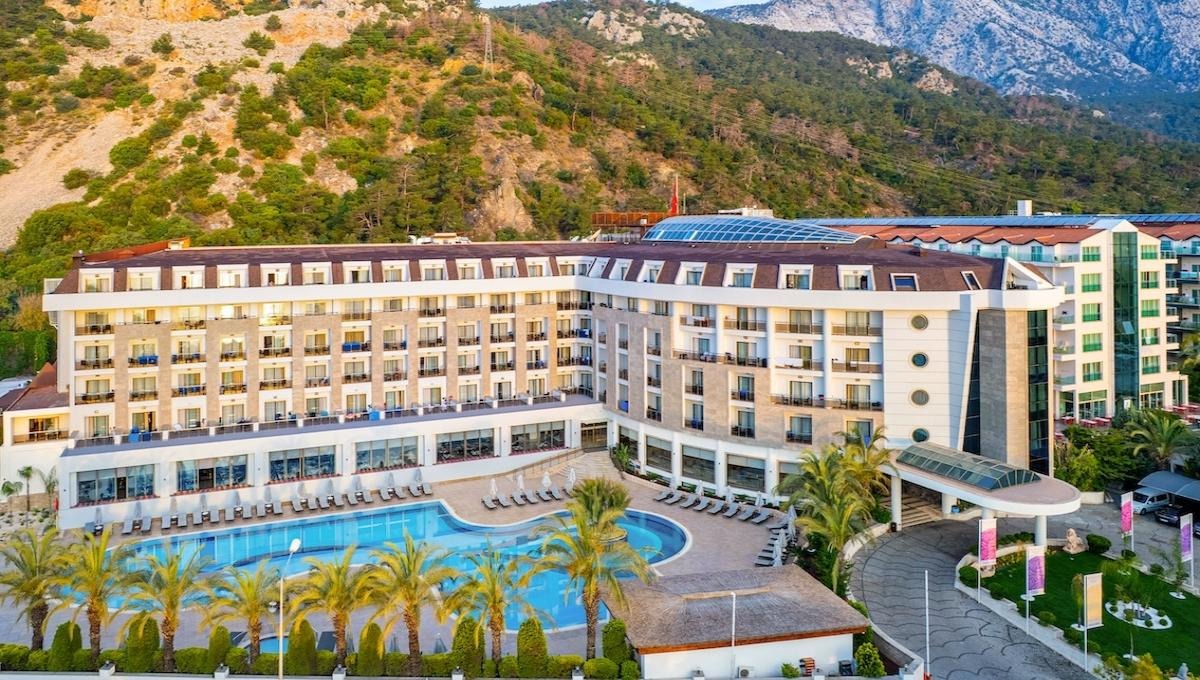 Sunland Resort Hotel