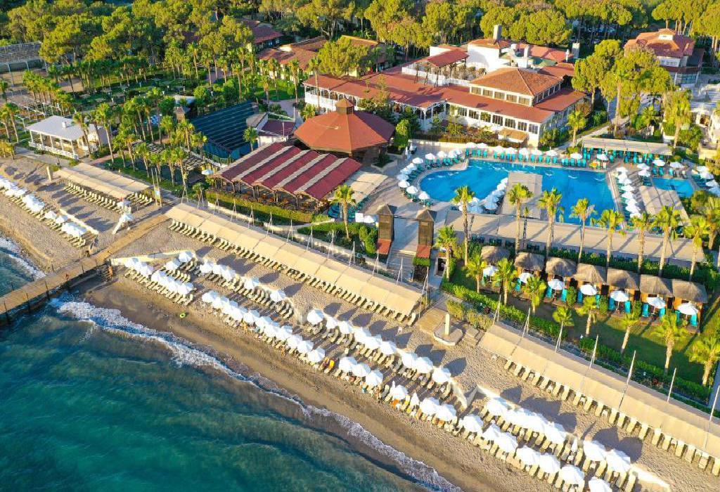 Hotel Crystal Flora Beach Resort