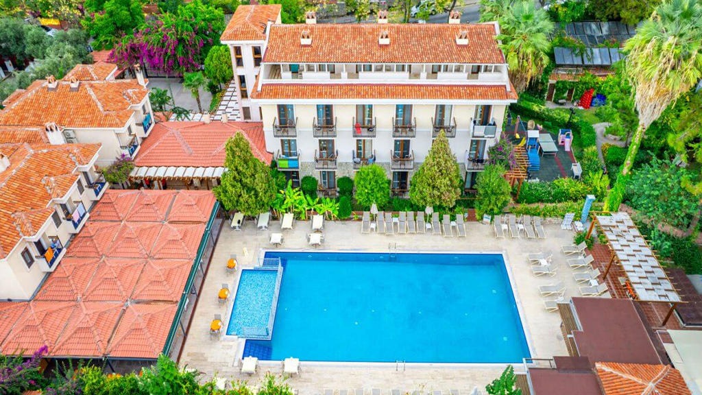 Perdikia Beach Hotel
