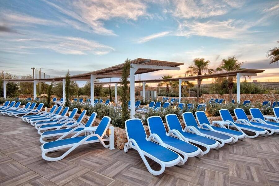 DB Seabank Resort & Spa