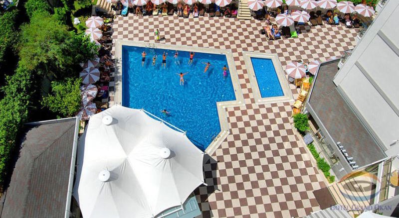 Grand Okan Hotel