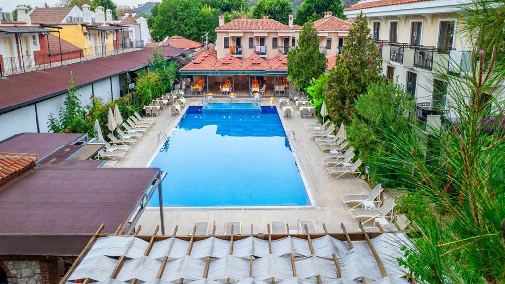 Perdikia Beach Hotel