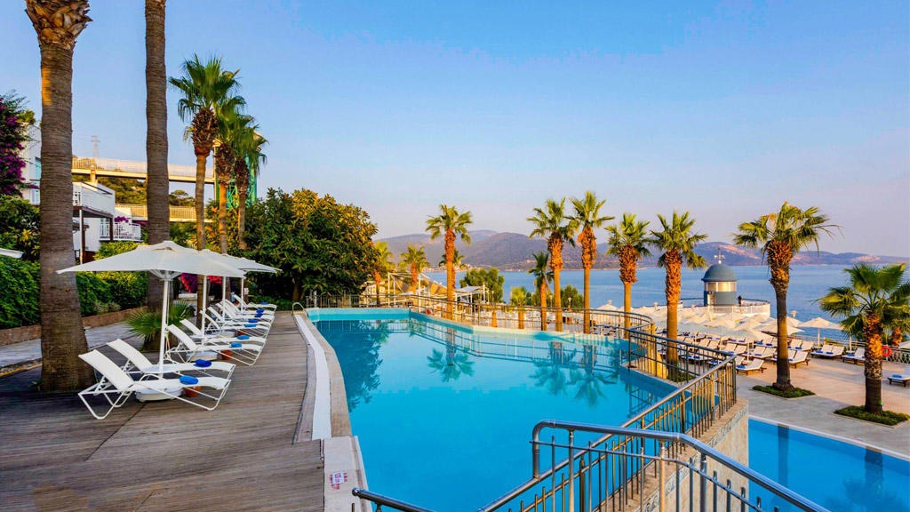 Blue Dreams Resort & Spa