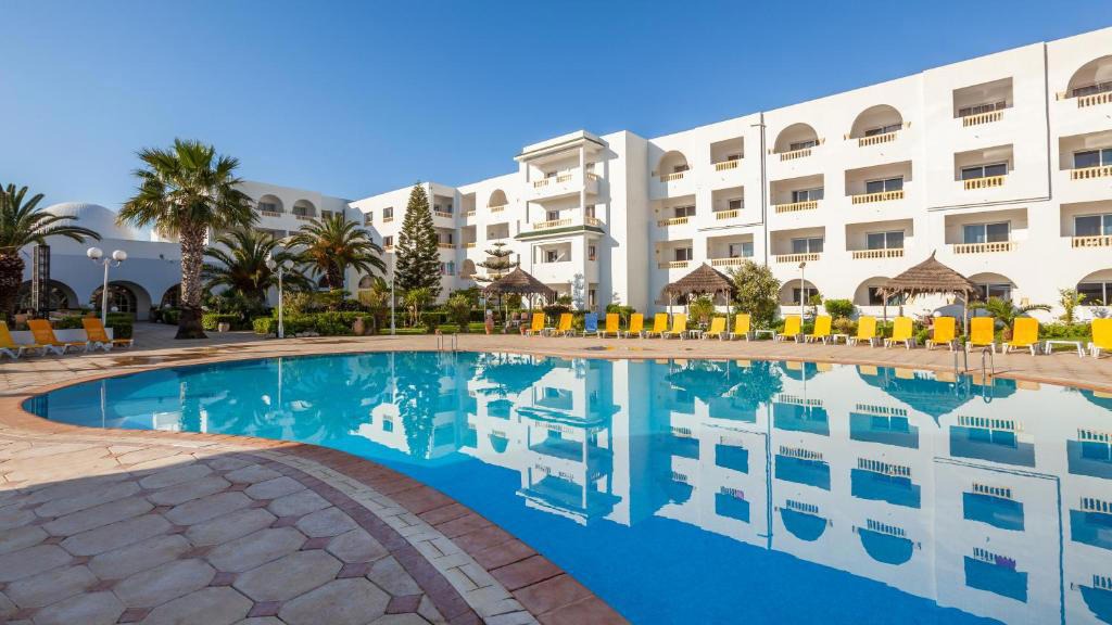 Zodiac Hotel 