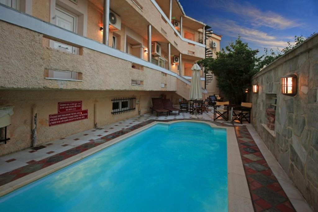 Thymis Home Hotel