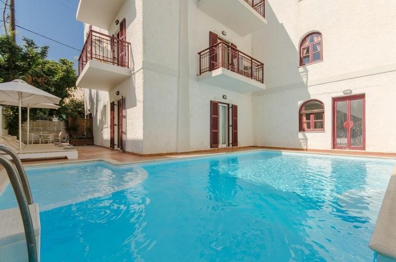 Aeolis Boutique Hotel