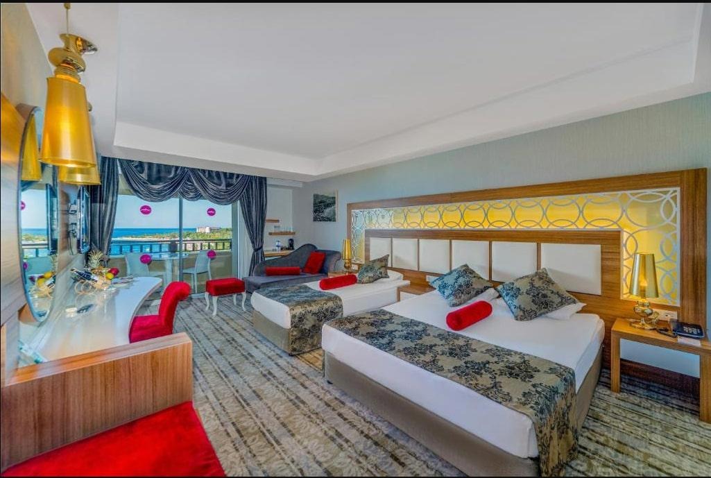 Hotel Justiniano Deluxe Resort