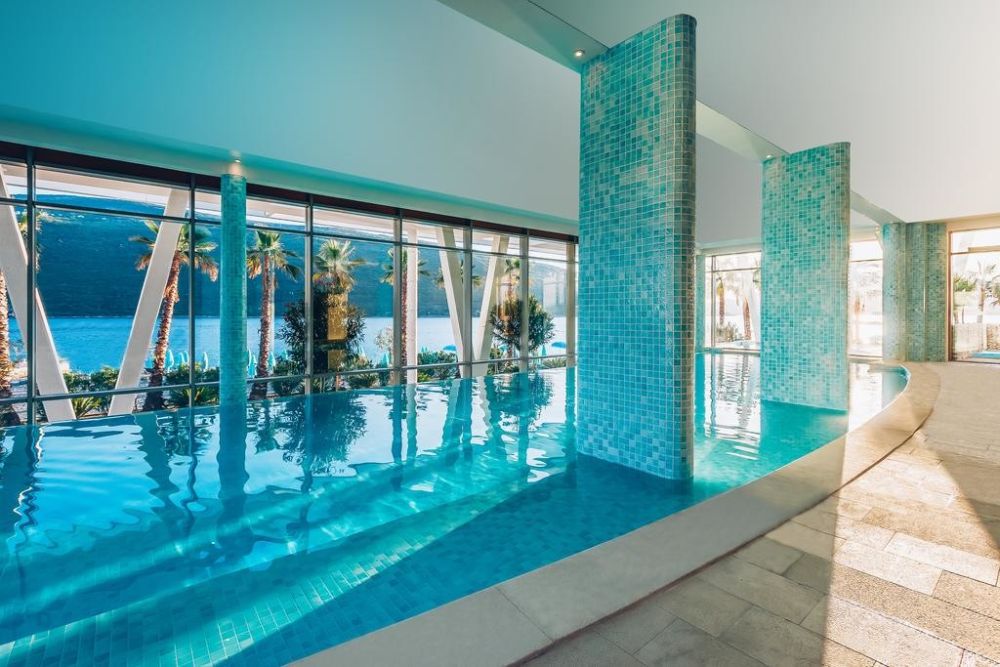 Carine Hotel Kumbor Superior