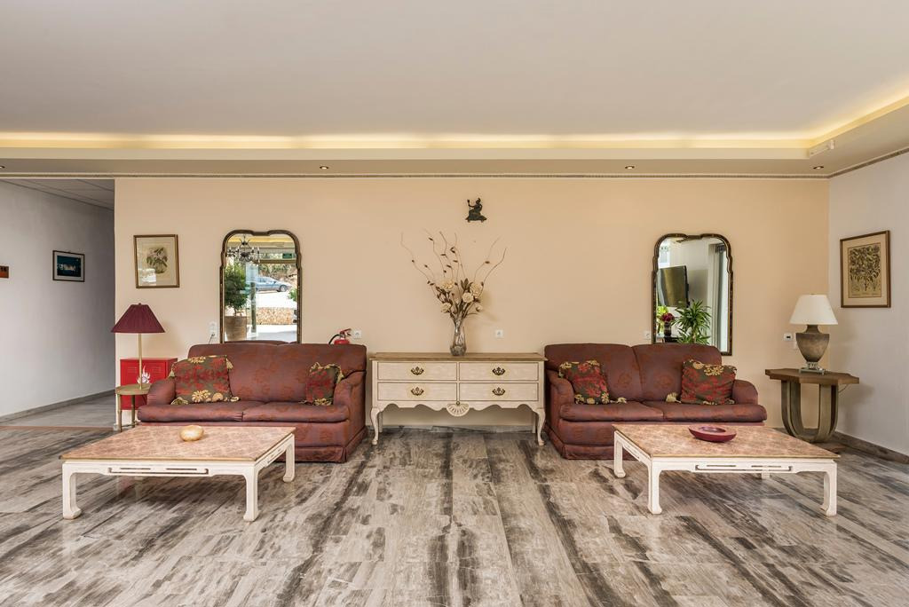 Hotel Dore