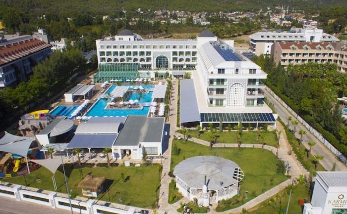 Karmir Resort and Spa