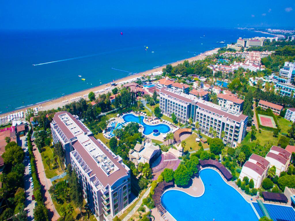 Horus Paradise Luxury Resort