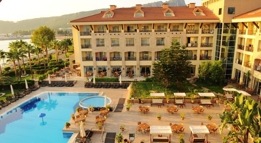 Fame Residence Kemer and Spa