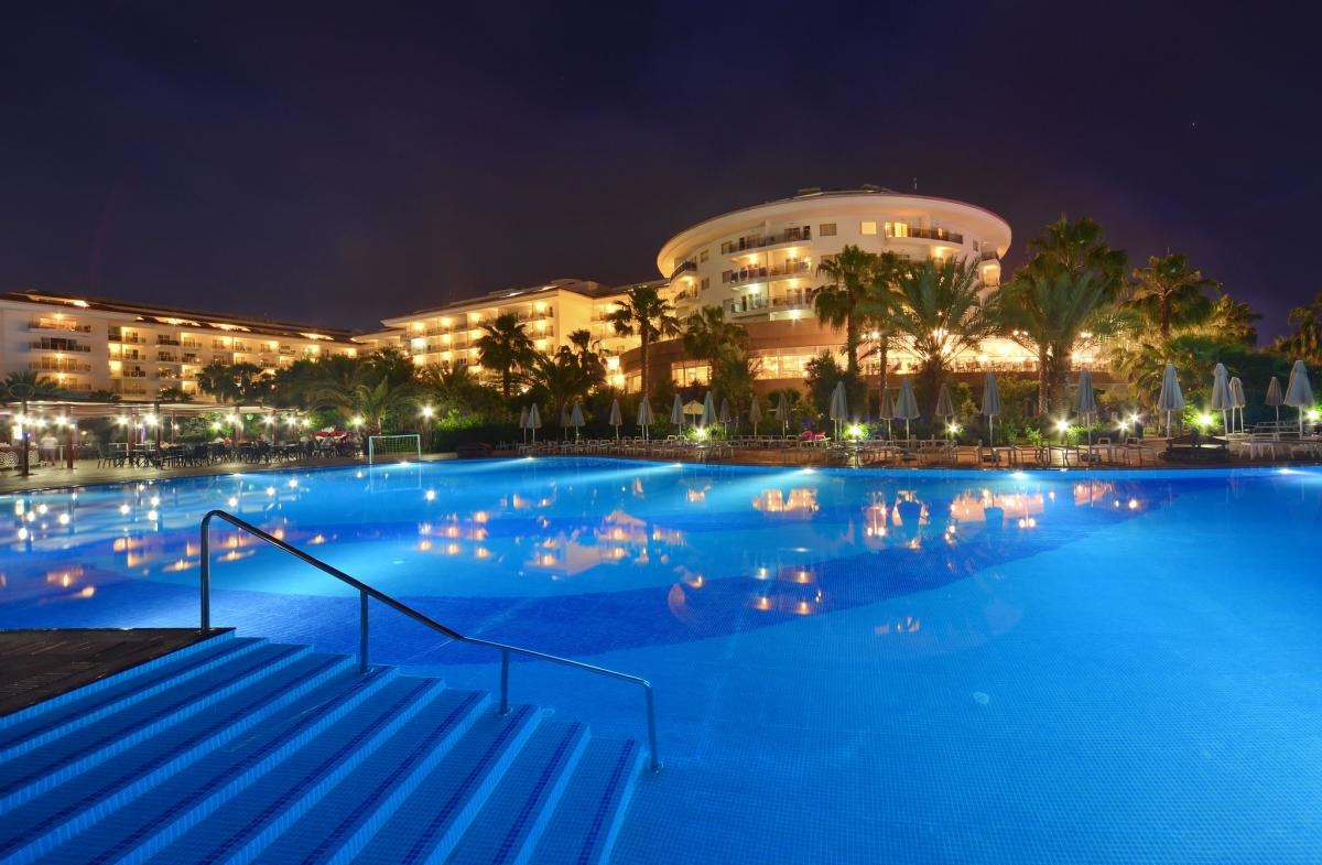 Seaden Sea World Resort and Spa