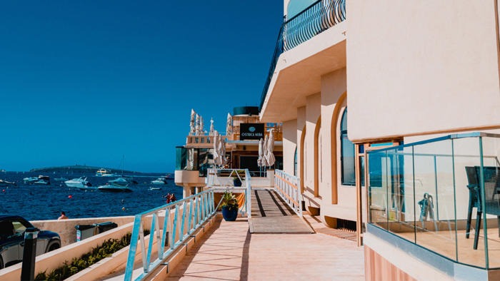 Gillieru Hotel