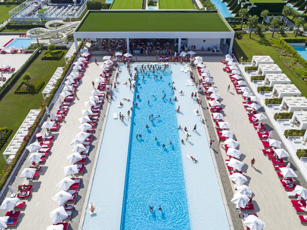 Hotel Royal Adam & Eve