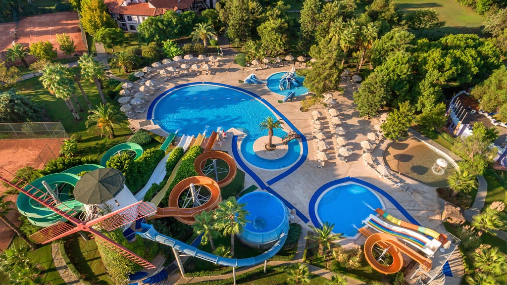 Starlight Resort Hotel