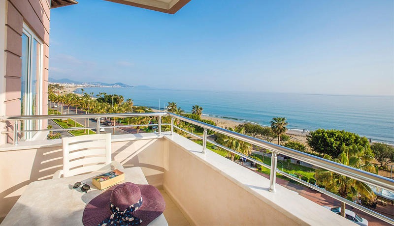Hawaii Suite Beach Hotel