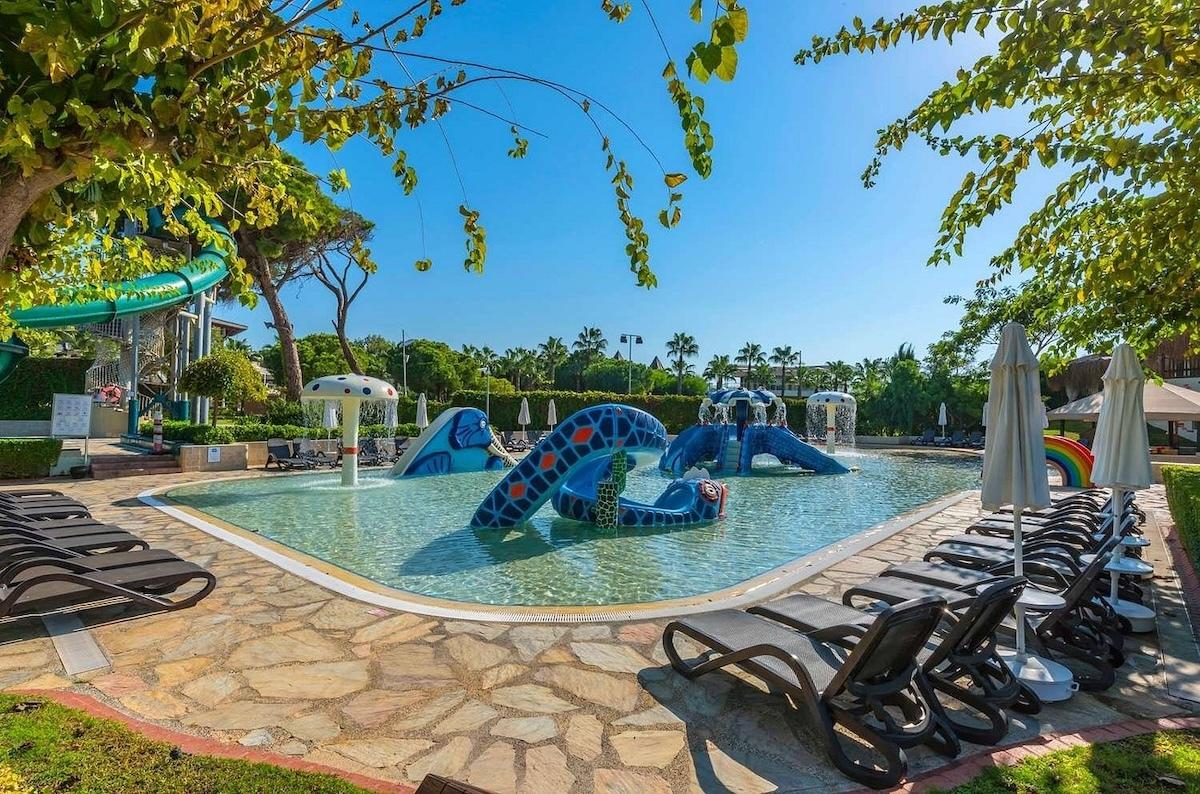Gloria Verde Resort