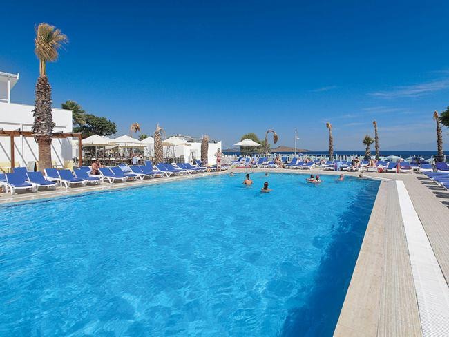 Petunya Beach Resort