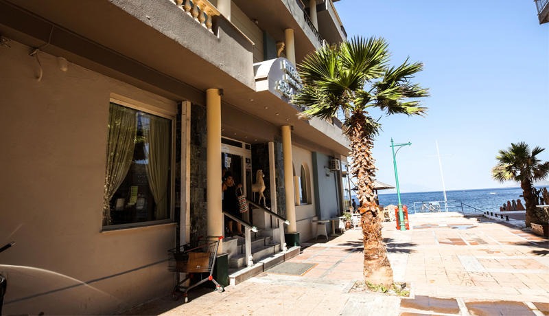 Mantas Sea Side Boutique Hotel