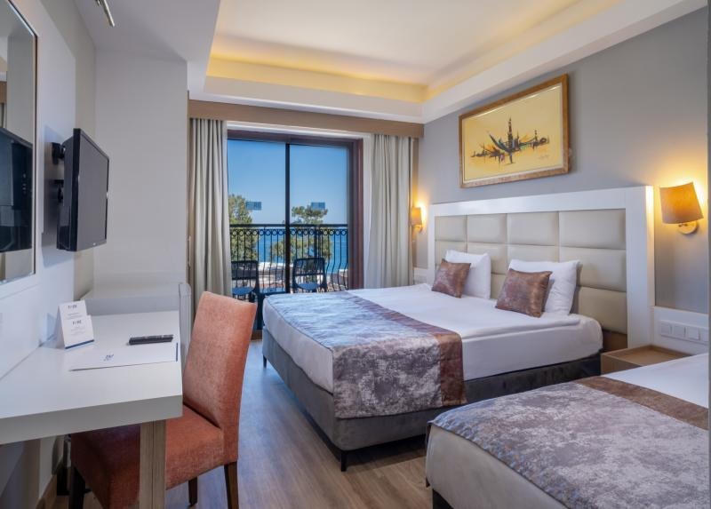Fore Resort & Spa 